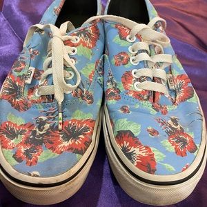 MAY THE FORCE BE WITH YOU Vans in great condition!